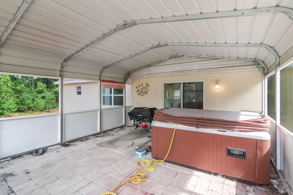 12276 N Villa Road Spring Hill FL 34609