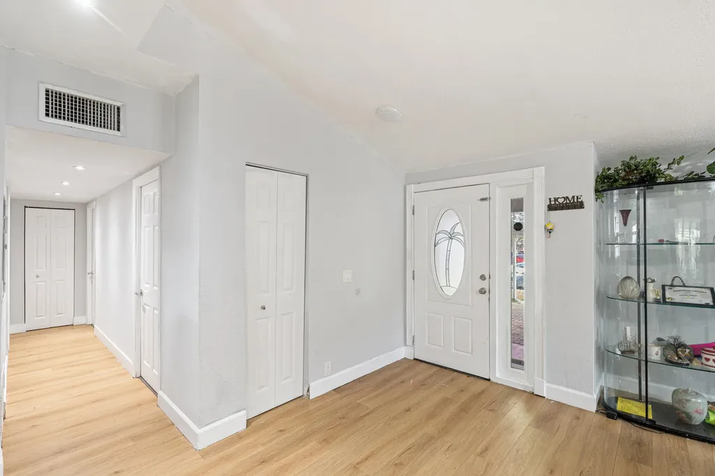 3872 Mackinac Road Lake Worth Beach FL 33462