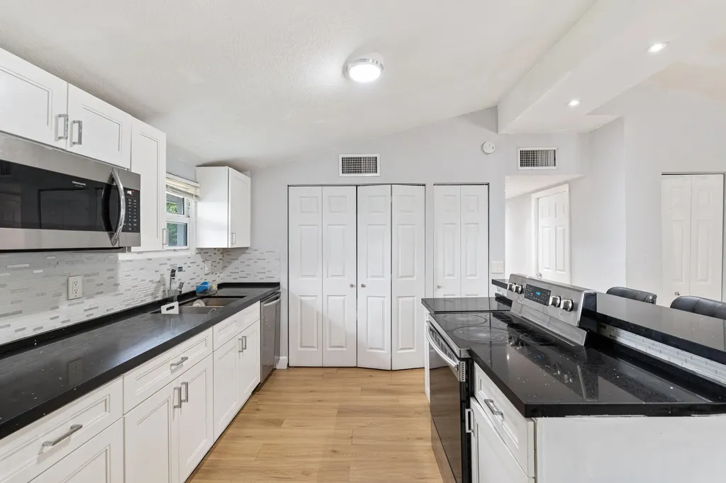 3872 Mackinac Road Lake Worth Beach FL 33462