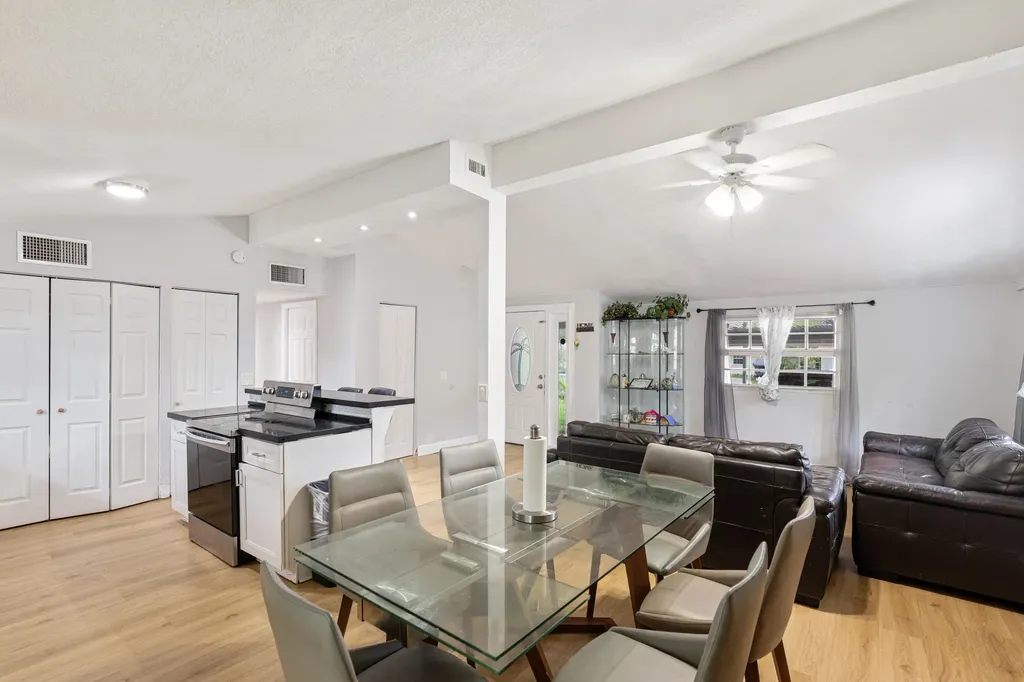 3872 Mackinac Road Lake Worth Beach FL 33462