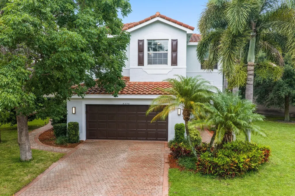 8396 Calabria Lakes Drive Boynton Beach FL 33473