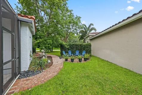 8396 Calabria Lakes Drive Boynton Beach FL 33473
