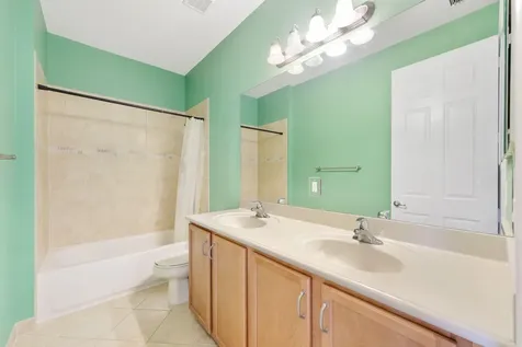 8396 Calabria Lakes Drive Boynton Beach FL 33473