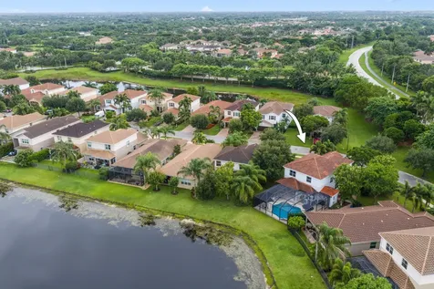 8396 Calabria Lakes Drive Boynton Beach FL 33473