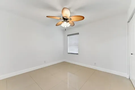 5421 Helene Circle Boynton Beach FL 33472