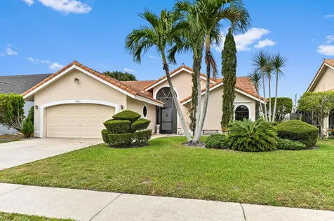 5421 Helene Circle Boynton Beach FL 33472