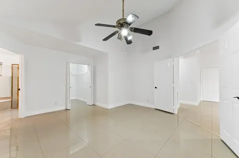 5421 Helene Circle Boynton Beach FL 33472