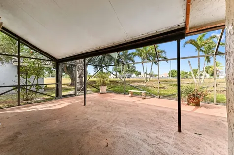 5421 Helene Circle Boynton Beach FL 33472