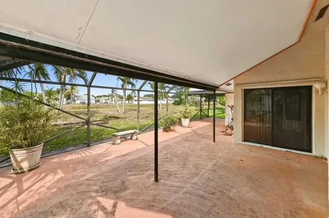 5421 Helene Circle Boynton Beach FL 33472