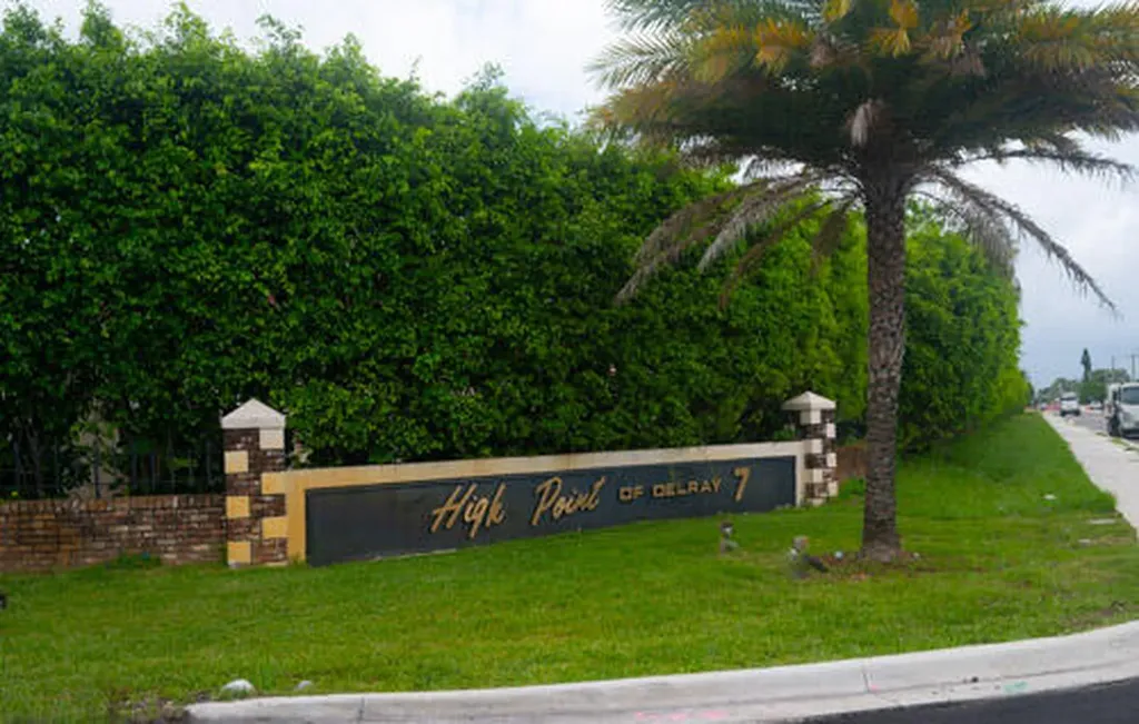 235 NW 46th Avenue Delray Beach FL 33445