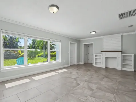 450 28th Court Vero Beach FL 32968