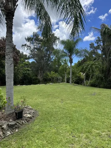450 28th Court Vero Beach FL 32968