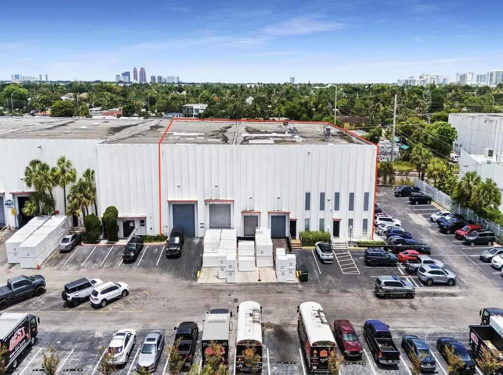 1600 NE 12th Terrace Fort Lauderdale FL 33305