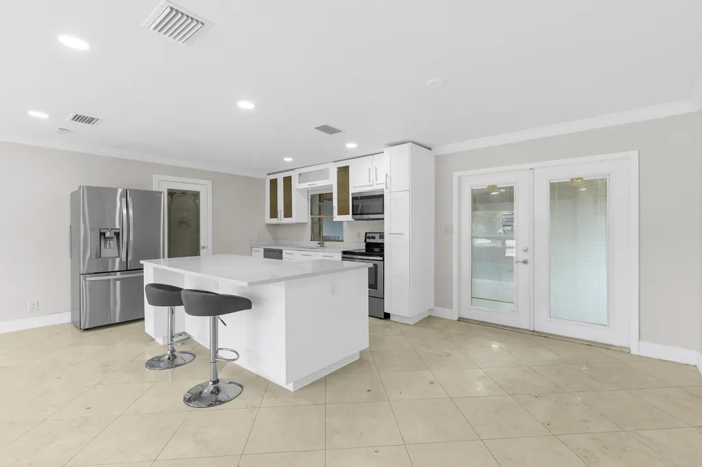 3313 SW 19th Street Fort Lauderdale FL 33312