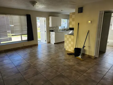 1102 James Road Lake Worth FL 33462