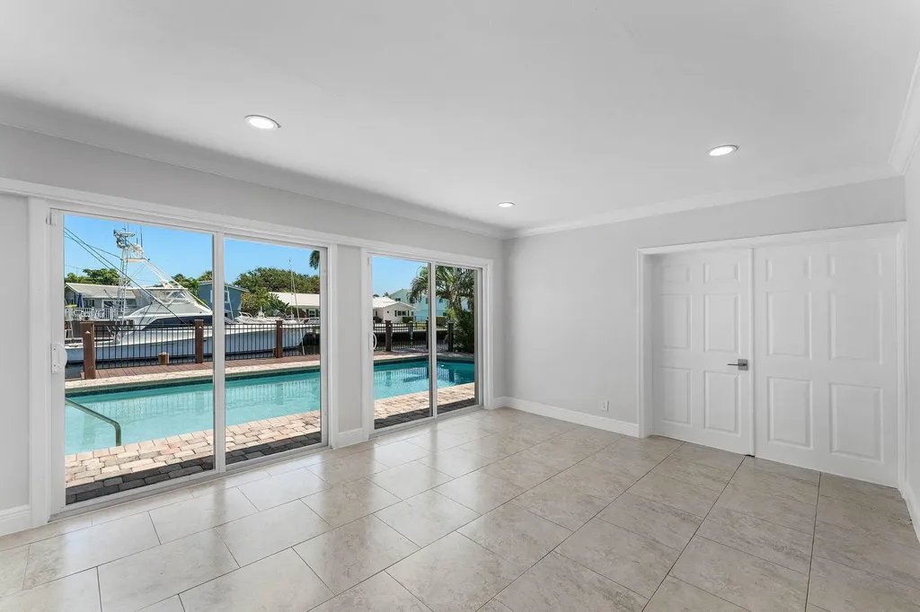 1525 SE 6th Street Deerfield Beach FL 33441