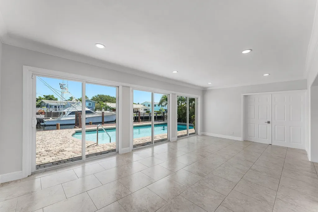 1525 SE 6th Street Deerfield Beach FL 33441