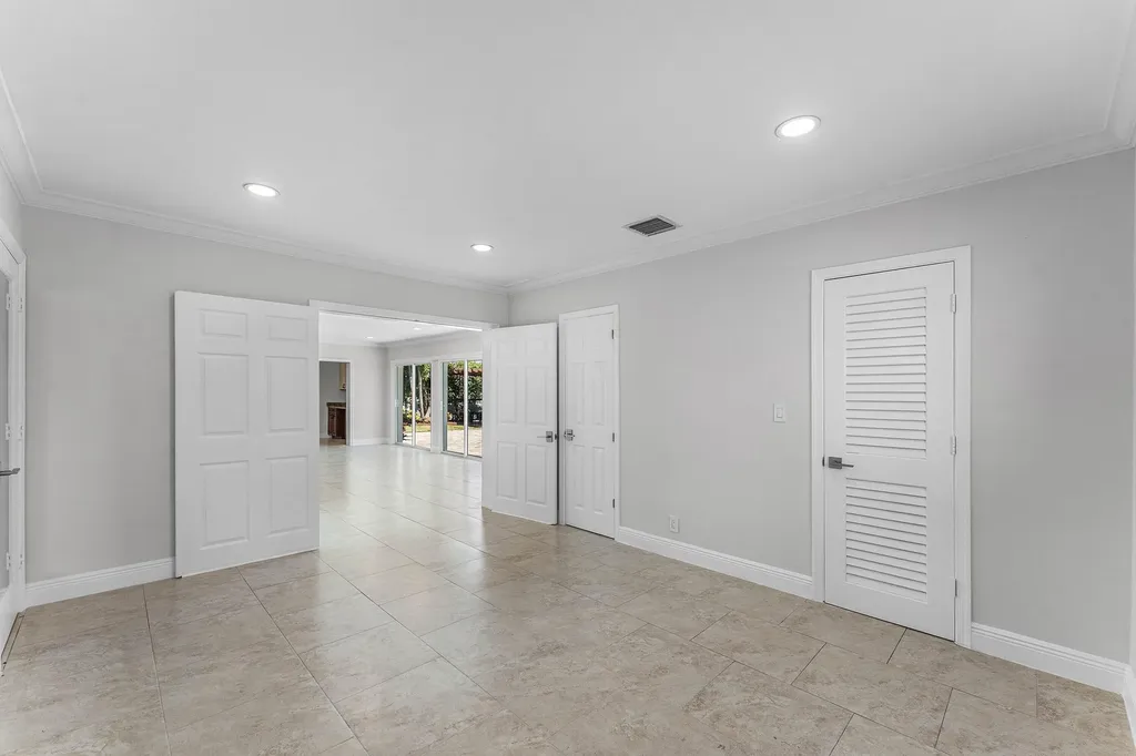 1525 SE 6th Street Deerfield Beach FL 33441