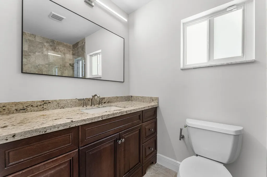 1525 SE 6th Street Deerfield Beach FL 33441