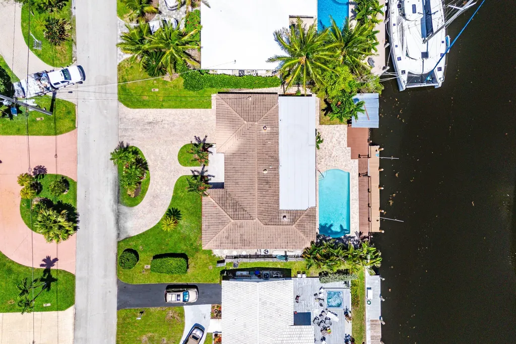 1525 SE 6th Street Deerfield Beach FL 33441