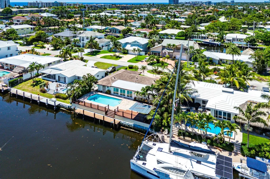 1525 SE 6th Street Deerfield Beach FL 33441