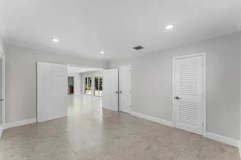 1525 SE 6th Street Deerfield Beach FL 33441