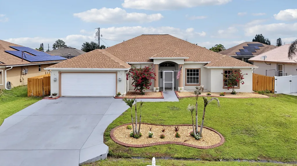 611 SW Saragossa Avenue Port St Lucie FL 34953
