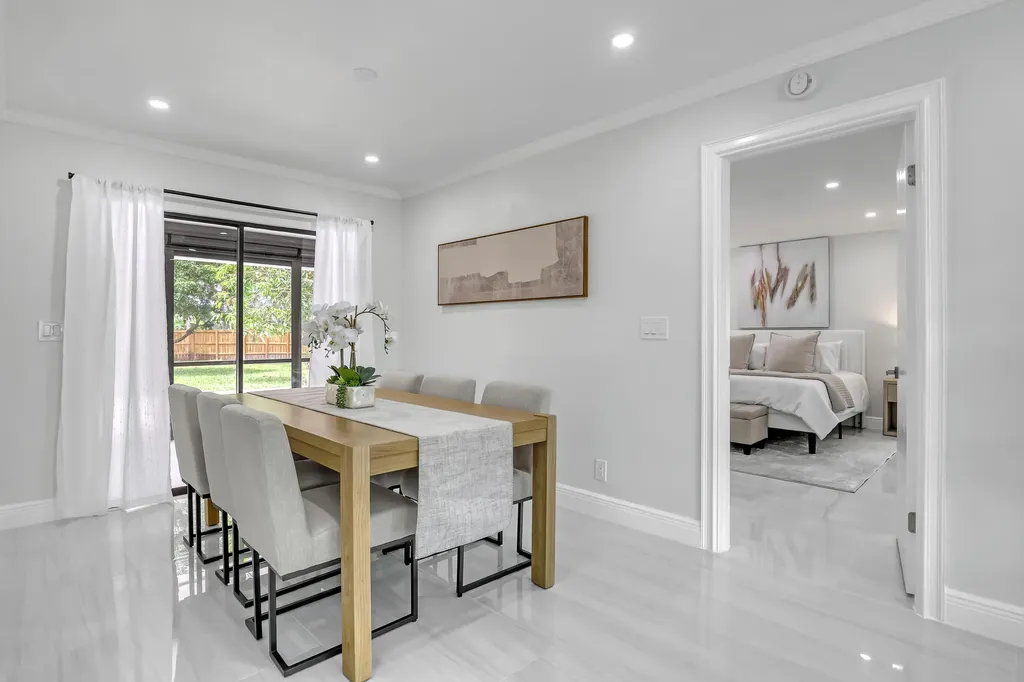 6185 White Oak Court Jupiter FL 33458