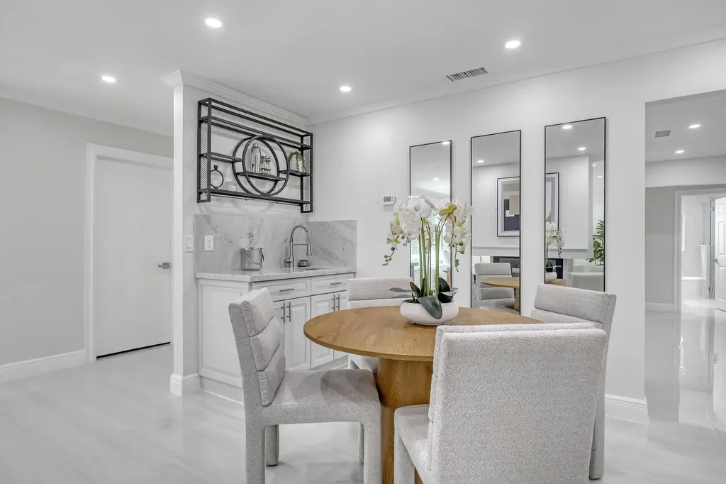 6185 White Oak Court Jupiter FL 33458