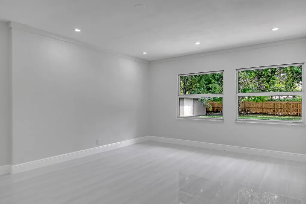 6185 White Oak Court Jupiter FL 33458