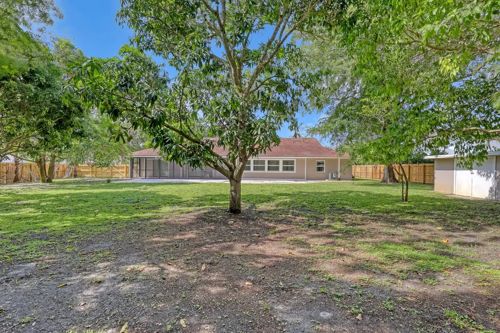 6185 White Oak Court Jupiter FL 33458