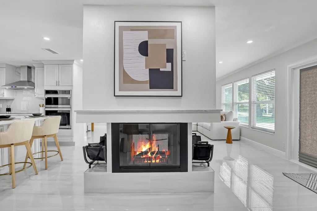 6185 White Oak Court Jupiter FL 33458