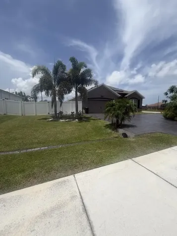 103 SW Oakridge Drive Port St Lucie FL 34984