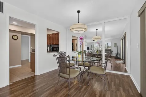313 Lake Circle North Palm Beach FL 33408