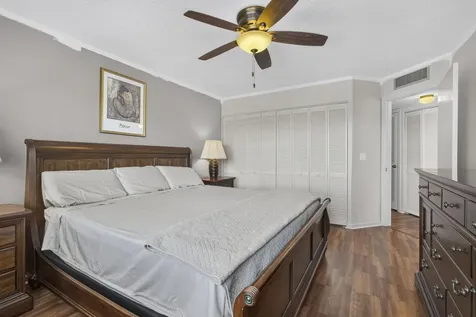 313 Lake Circle North Palm Beach FL 33408