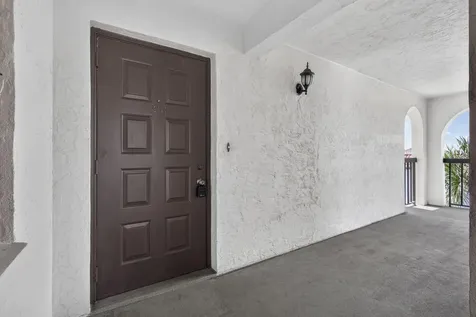 313 Lake Circle North Palm Beach FL 33408