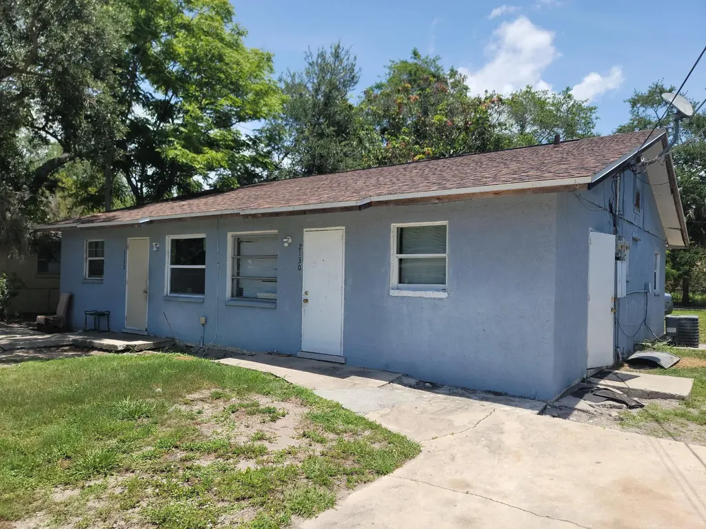 2130 N Orange Avenue Sarasota FL 34234