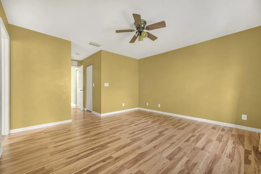 929 Imperial Lake Road West Palm Beach FL 33413