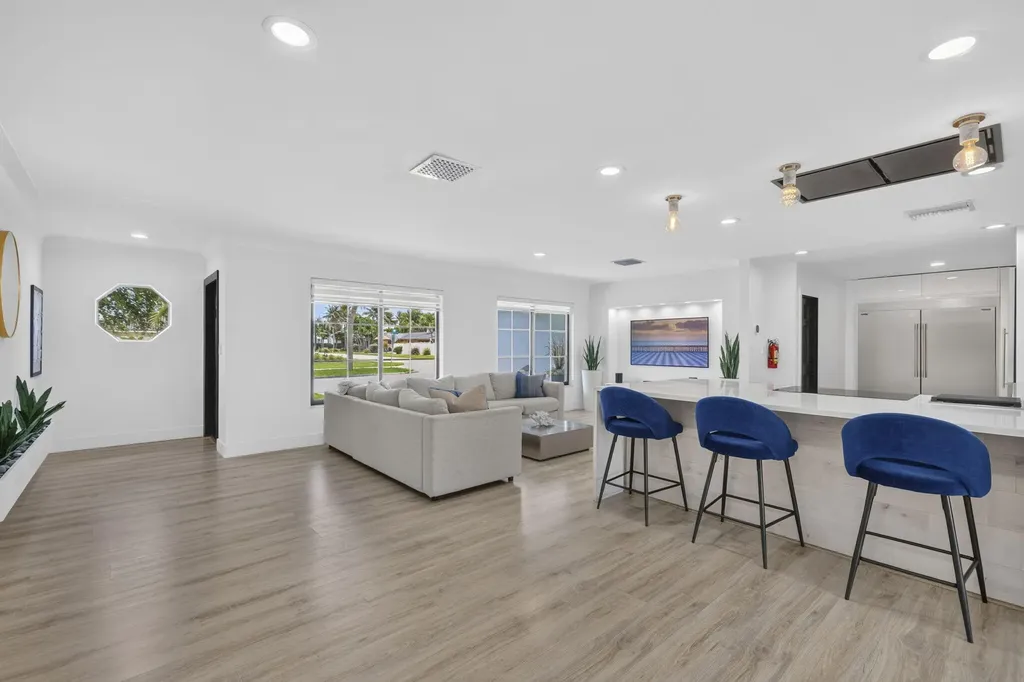 2917 NE 35th Court Lighthouse Point FL 33064