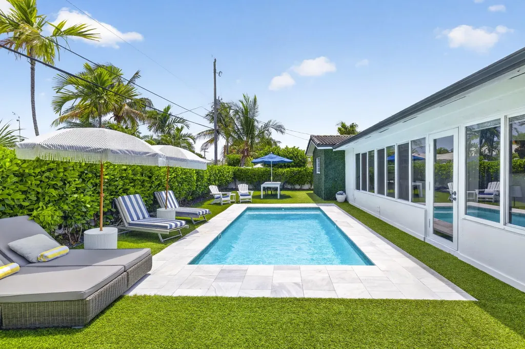 2917 NE 35th Court Lighthouse Point FL 33064