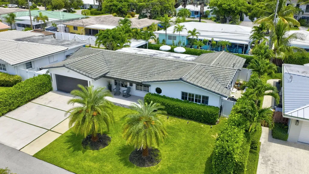 2917 NE 35th Court Lighthouse Point FL 33064