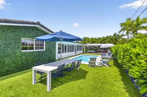 2917 NE 35th Court Lighthouse Point FL 33064