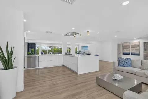 2917 NE 35th Court Lighthouse Point FL 33064
