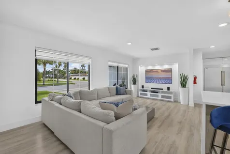 2917 NE 35th Court Lighthouse Point FL 33064