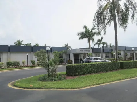 2572 Emory Drive E West Palm Beach FL 33415