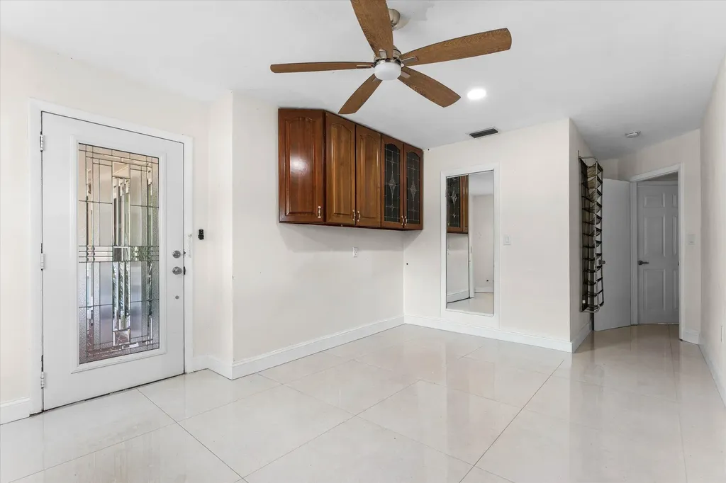 8951 SW 51st Place Cooper City FL 33328