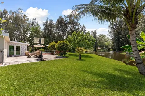 8951 SW 51st Place Cooper City FL 33328