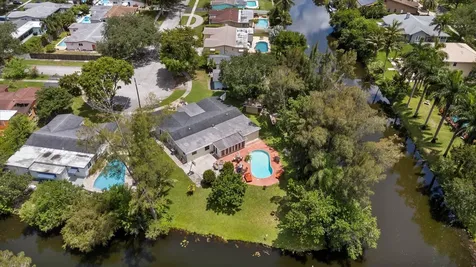 8951 SW 51st Place Cooper City FL 33328