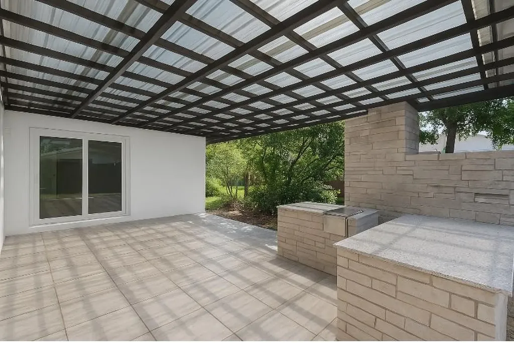 570 SE 2nd Avenue Pompano Beach FL 33060