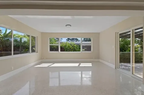 570 SE 2nd Avenue Pompano Beach FL 33060